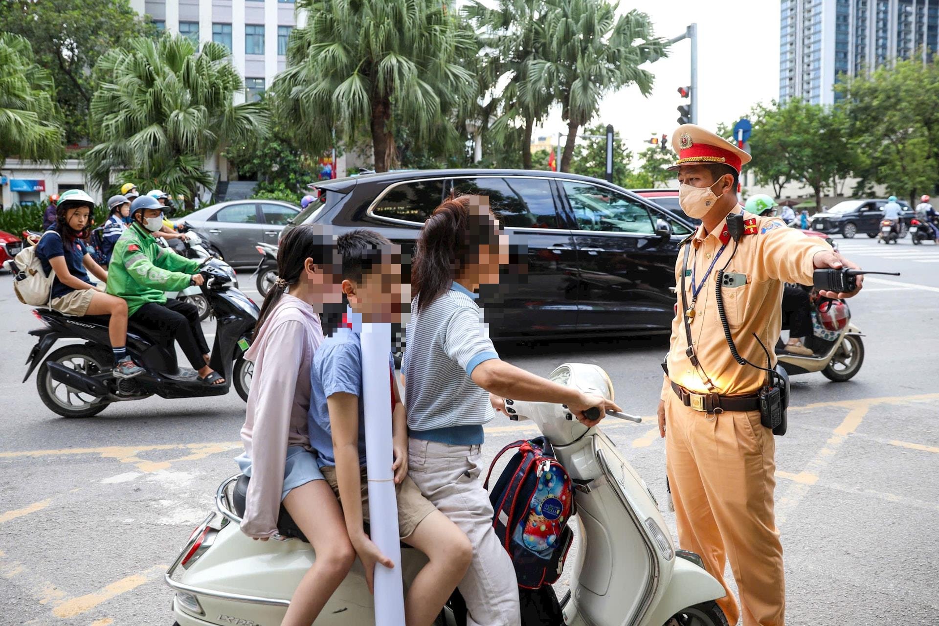 Thói quen tham gia giao thông của người dân